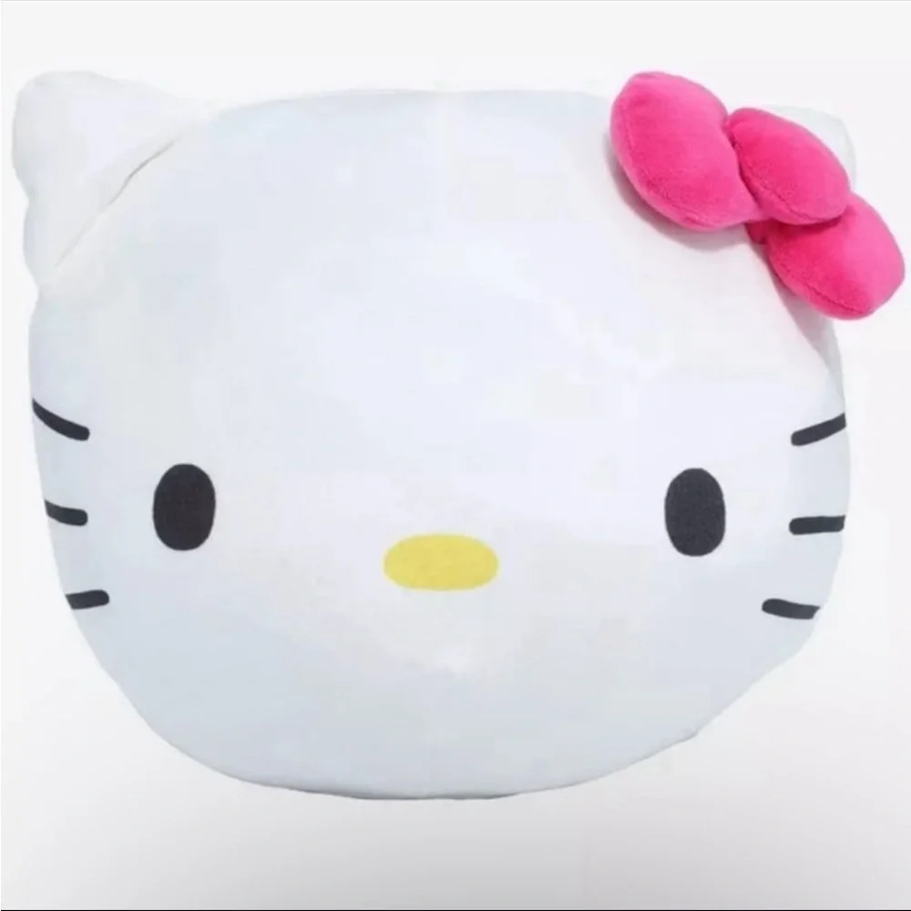 HELLO KITTY ROUND TRAVEL CLOUD PILLOW NEW WITH TAGS SQUISHY